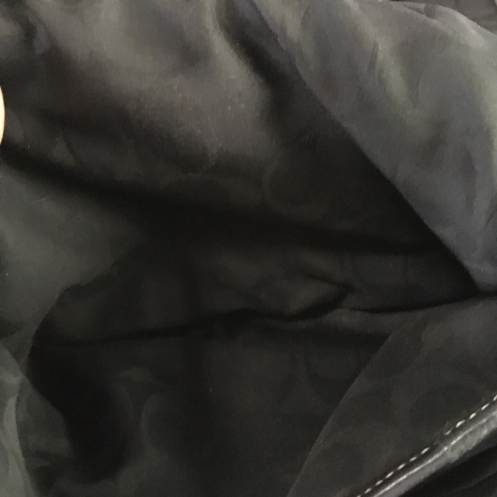 Coach purse - Picture 5 of 8